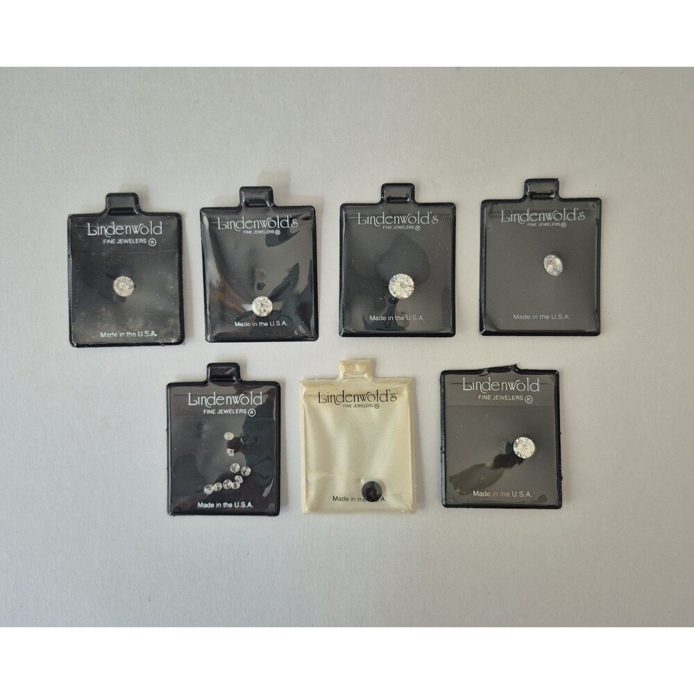 Lot 7 VTG Pkgs Lindenwolds Fine Jewelers Loose Cubic Zirconia Gems Clear & Black